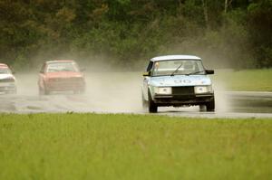 Fart-hinder SAAB 900, E30 Bombers BMW 325i and Tubby Butterman Racing 2 BMW 325