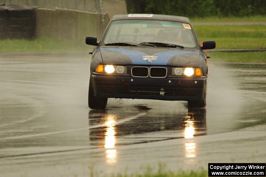 North Loop Motorsport BMW 325i