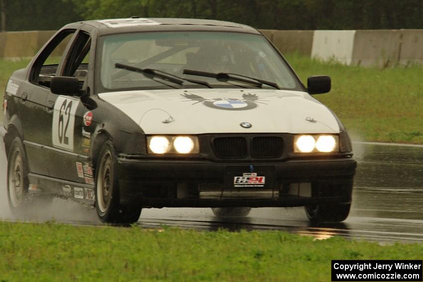 MKRacing BMW 328i