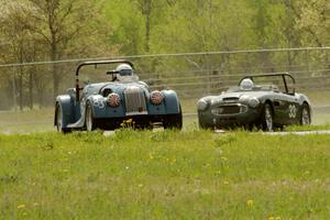 Pat Starr's Morgan +4 and Dan Powell's Austin-Healey 3000