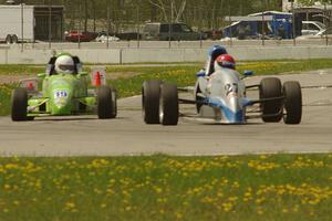 Tony Foster's Swift DB-1 Formula Ford and Ryan Barth's Maverick Formula 500