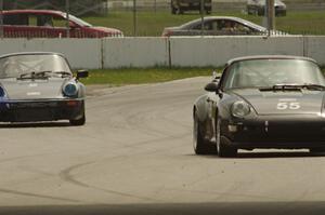 Phil Magney's ITE-1 Porsche 993 leads Craig Stephens' ITE-1 Porsche 911