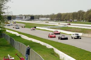 The field comes into turn one for the green flag.