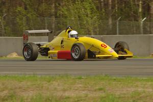 Mike Fowler's Van Diemen RF96 Formula Continental