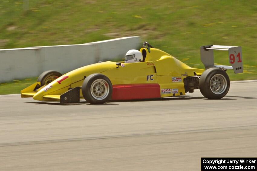 Mike Fowler's Van Diemen RF96 Formula Continental