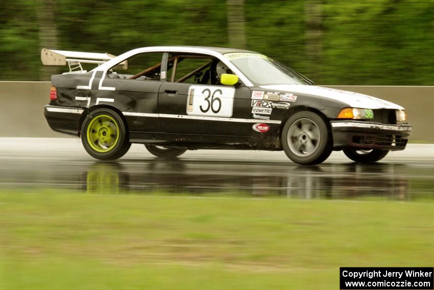 Ambitious But Rubbish Racing BMW 325