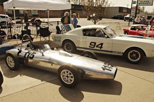 John Hertsgaard's Formula Junior Special and Brian Kennedy's Ford Shelby GT350