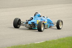 Bill Bergeron's Van Diemen RF90 Formula Ford