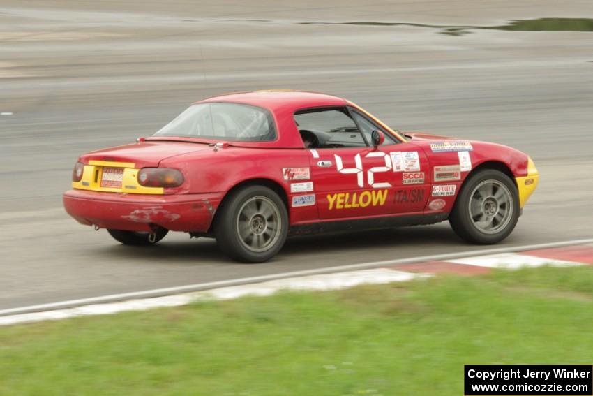 Greg Youngdahl's Spec Miata Mazda Miata