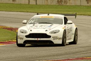 Jorge De La Torre's Aston Martin Vantage GT4