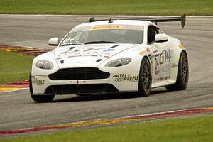 Jorge De La Torre's Aston Martin Vantage GT4