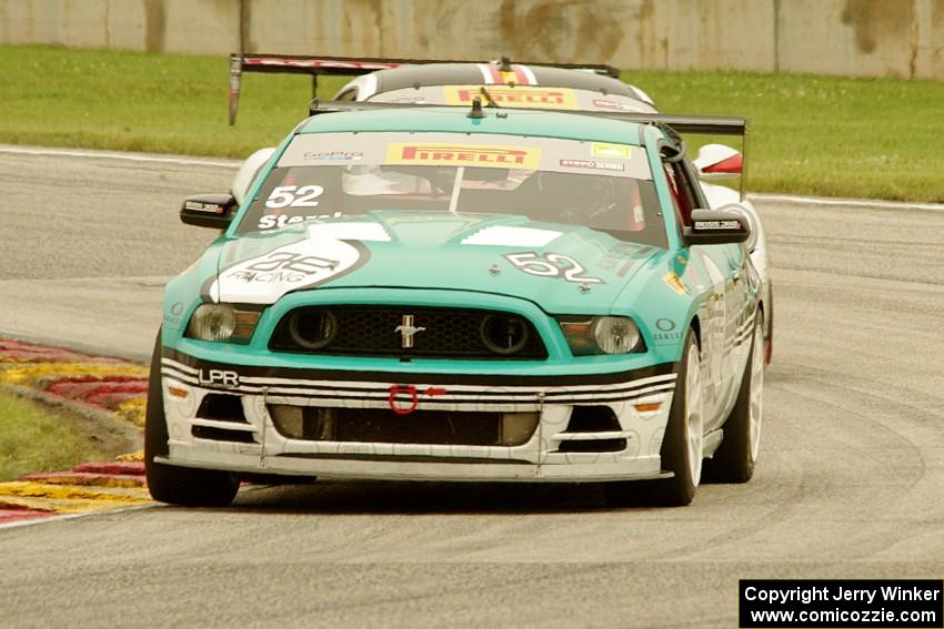 David Sterckx's Ford Mustang Boss 302S and Buz McCall's Porsche Cayman S