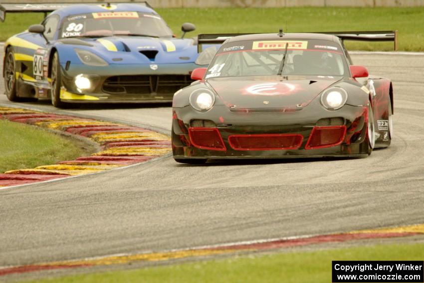 Michael Mills' Porsche GT3R and Dan Knox's SRT Viper GT3R