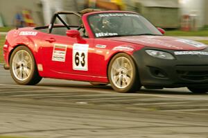 Bryan Hixon's Mazda MX-5