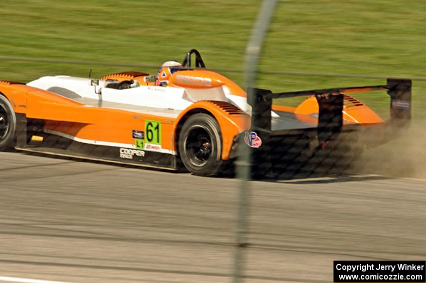 Andrew Novich's Panoz Élan DP-02