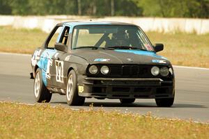 Nikki and Paris Racing BMW 325e