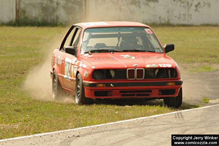 E30 Bombers BMW 325i goes off at 12