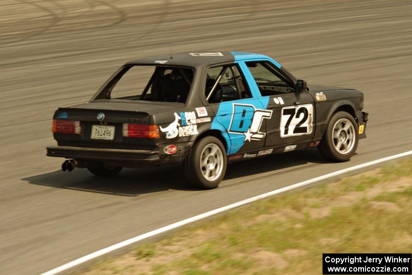 Nikki and Paris Racing BMW 325e