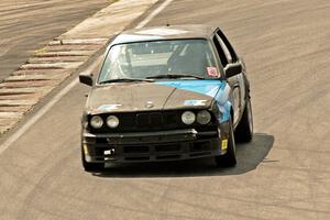 Nikki and Paris Racing BMW 325e
