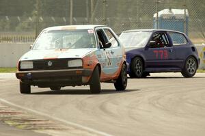 Team Kaput VW Golf and Team Misfire Honda Civic