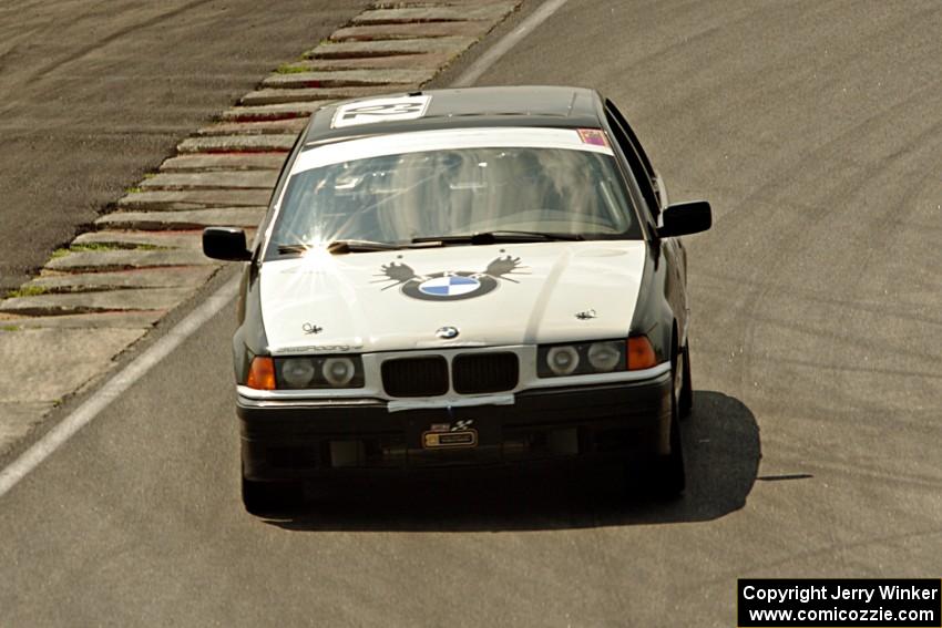 MKRacing BMW 328i