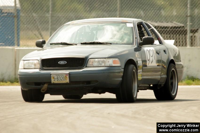 Moss Racing Ford Crown Victoria