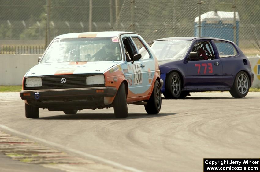 Team Kaput VW Golf and Team Misfire Honda Civic