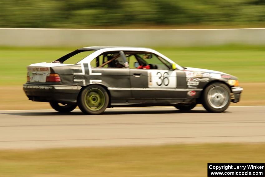 Ambitious But Rubbish Racing BMW 325