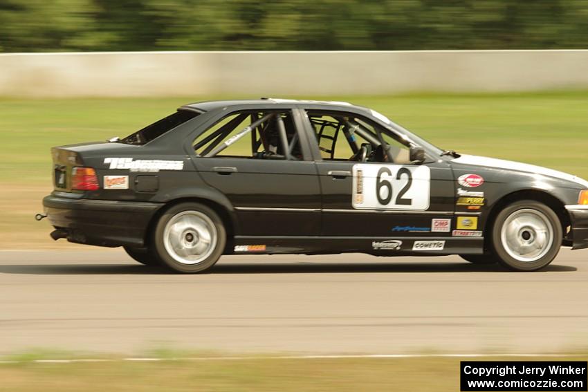 MKRacing BMW 328i