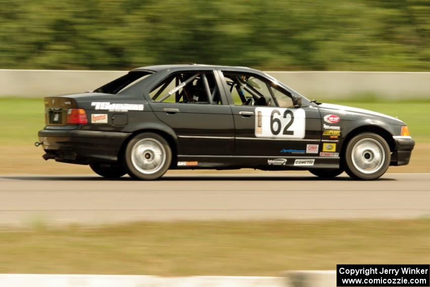 MKRacing BMW 328i