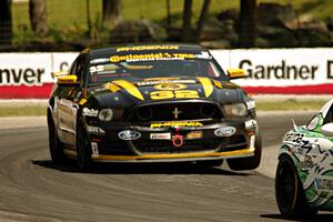 Kurt Rezzetano / Andrew Aquilante Ford Mustang Boss 302R