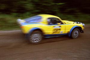 Paul Moorman / Diane Sargent SAAB Sonett II at speed on SS1, Waptus.