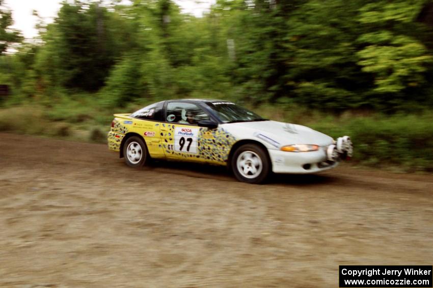 Paul Dubinsky / Yvon Dubinsky Eagle Talon at speed on SS1, Waptus.