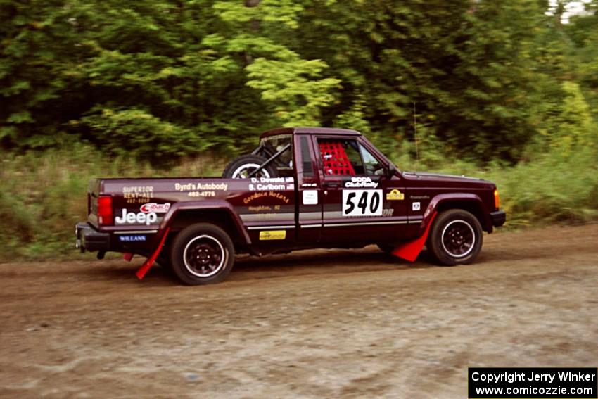 Scott Carlborn / Dale Dewald Jeep Comanche at speed on SS1, Waptus.