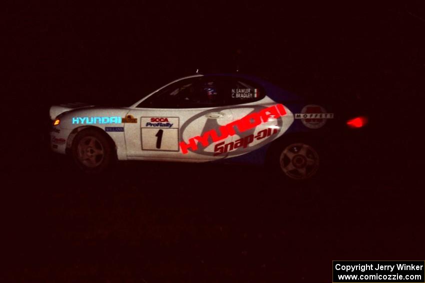 Noel Lawler / Charles Bradley Hyundai Tiburon at speed on SS5, Hanna One.