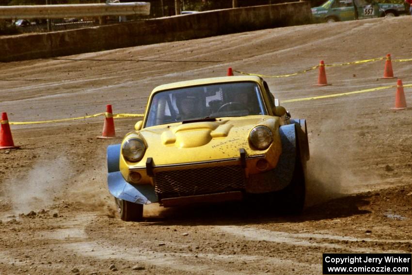 Paul Moorman / Diane Sargent SAAB Sonett II on SS8, Speedway Shennanigans.