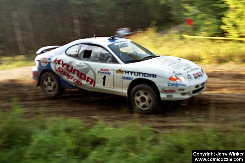 Noel Lawler / Charles Bradley Hyundai Tiburon at speed on SS14, East Steamboat.