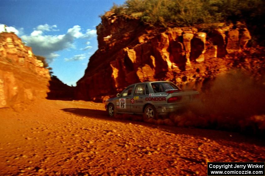 Tony Chavez / Eddie Cardenas Mitsubishi Galant VR-4 heads through 'the cut' on the First View II stage.