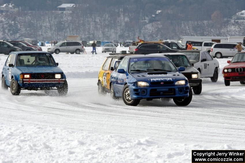 The start of one of the afternoon's sprint races.