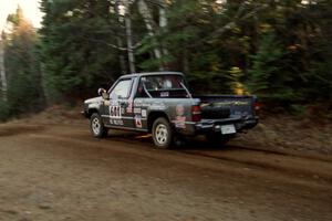 Mike Halley / Emily Burton-Weinman Mitsubishi Mighty Max at speed near the finish of SS1, Herman.