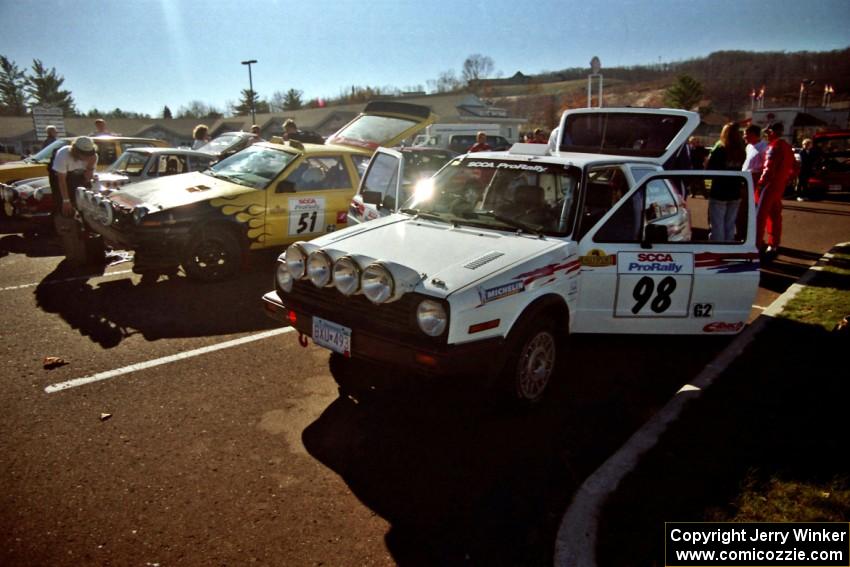 Bob Nielsen / Brett Corneliusen VW GTI, Jay Streets / Bill Feyling Toyota Corolla GT-S and Phil Smith / Dallas Smith MGB-GT