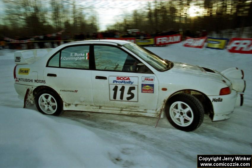 Seamus Burke / Frank Cunningham Mitsubishi Lancer Evo IV at the spectator corner on SS11, Hungry 5.