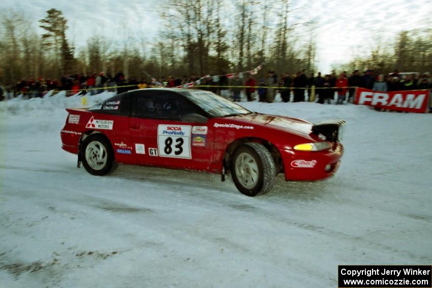 Mark Utecht / Brenda Corneliusen Mitsubishi Eclipse GSX at the spectator corner on SS11, Hungry 5.