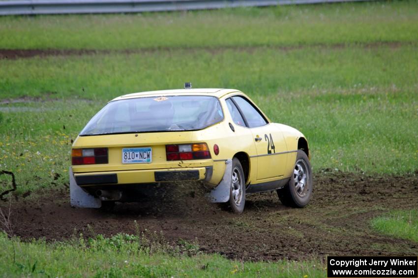 Scott Parrott's MR Porsche 924