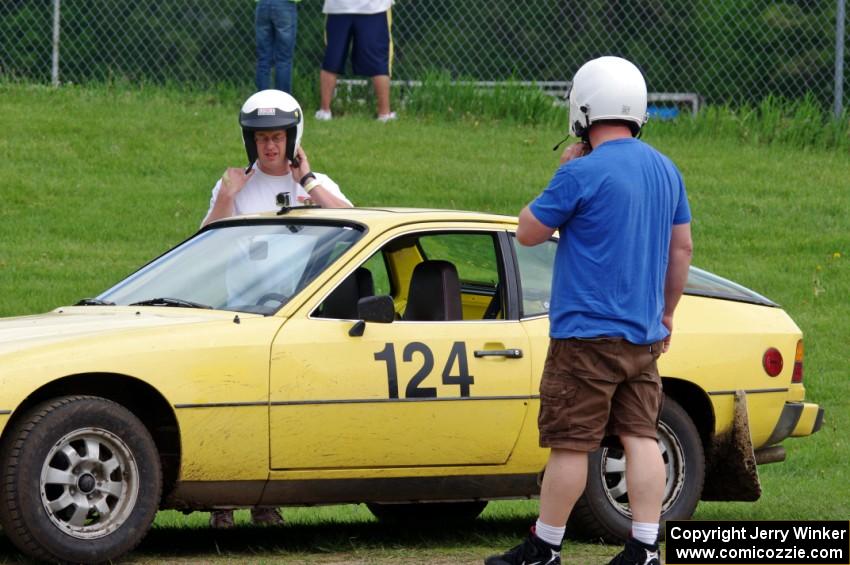 Nathan Rood and Scott Parrott switch spots in their MR Porsche 924.