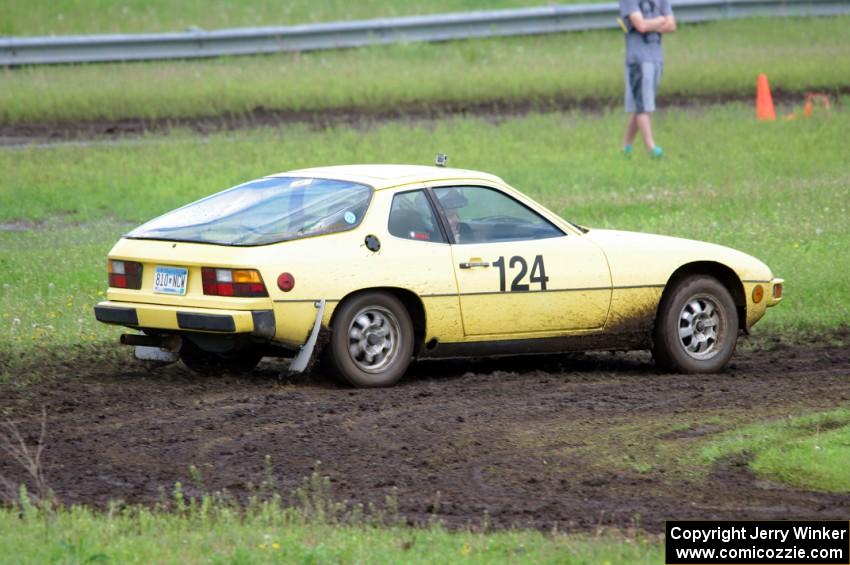 Nathan Rood's MR Porsche 924