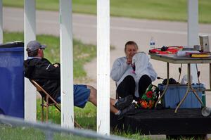 Dale Hammons and Marge Steffan at the scales between races.