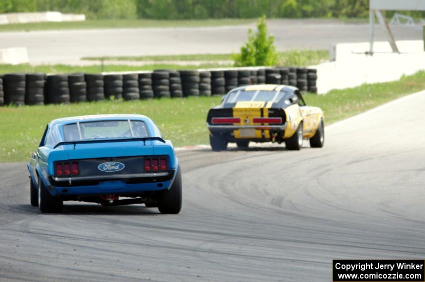Shannon Ivey's Ford Mustang Shelby GT350 and Brian Kennedy's Ford Mustang