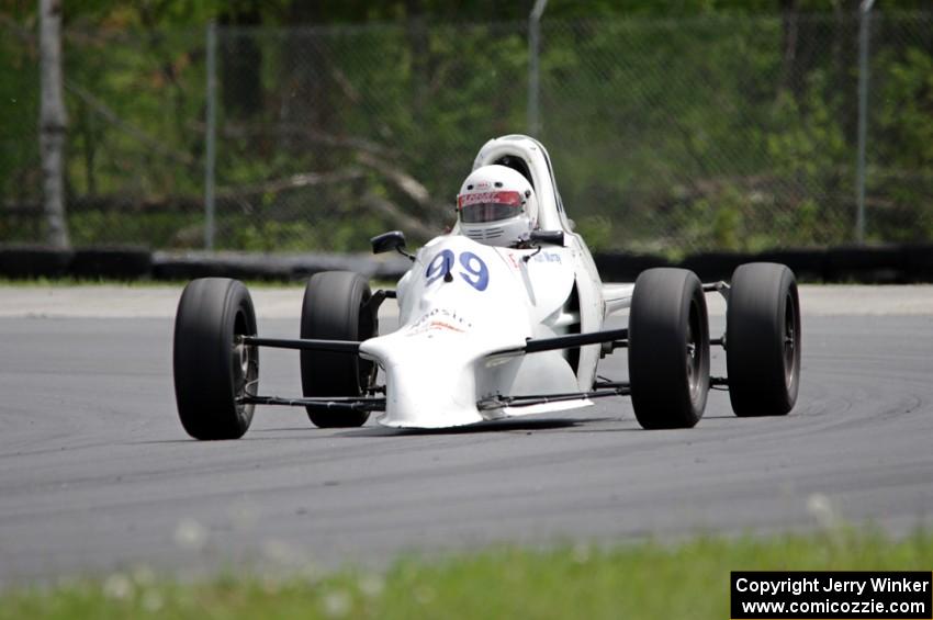 Alan Murray's Swift DB-1 Formula Ford