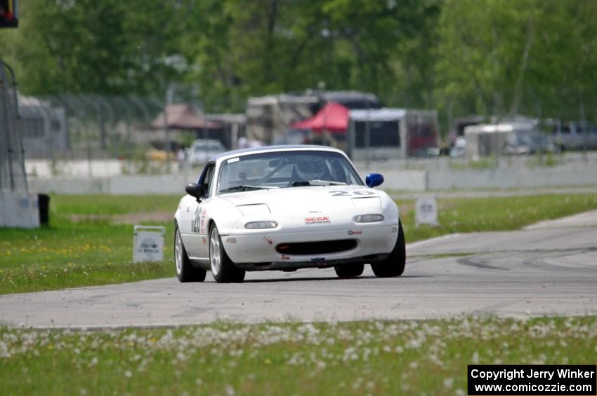 Nick Lougee's Spec Miata Mazda Miata